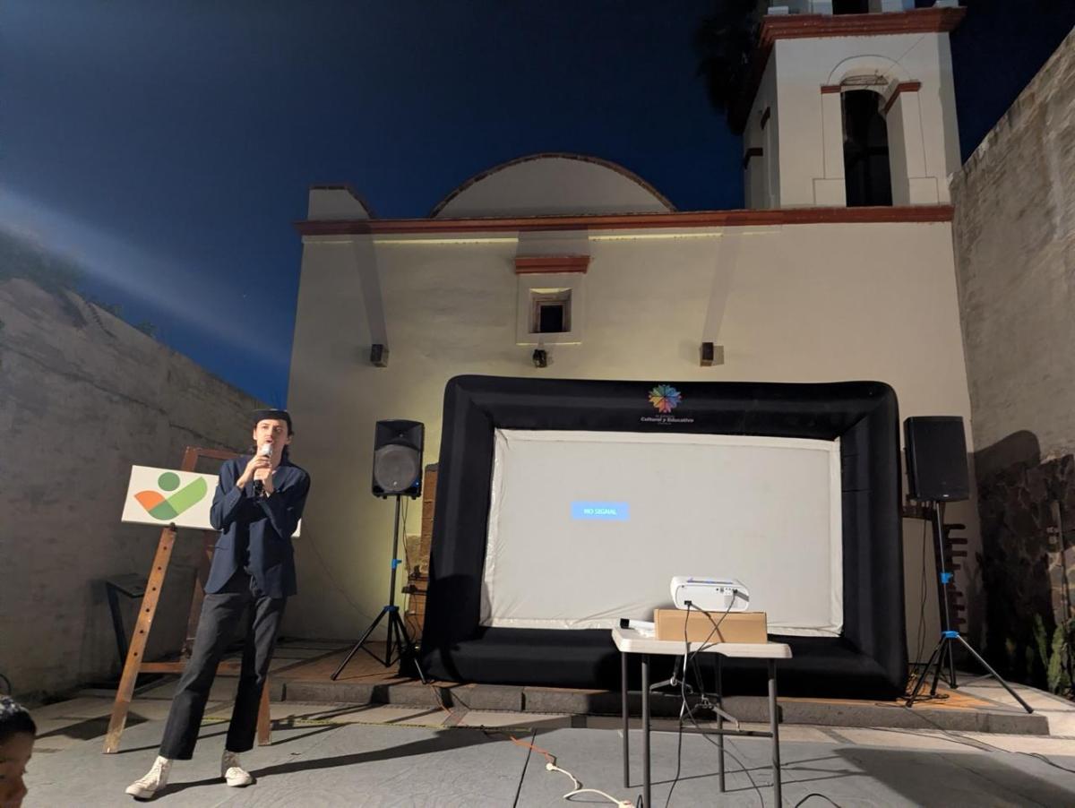 Cine comunitario en San Juan&nbsp;Cosalá